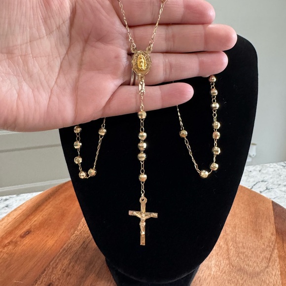 Rosario de hombre 10k. Size 26” - Picture 2 of 4